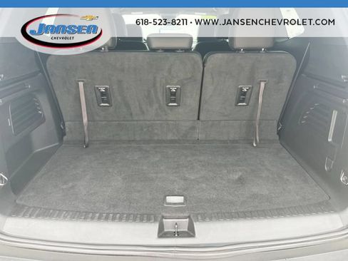 Used 2025 Buick Enclave Preferred FWD image 25