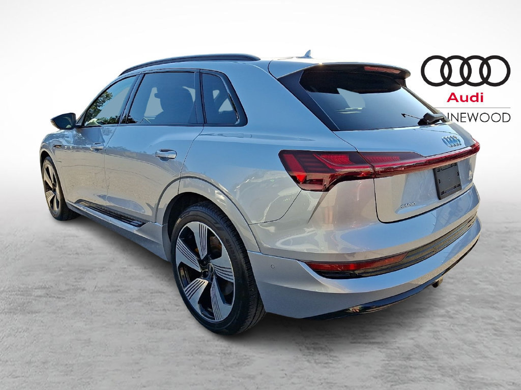 Certified 2023 Audi e-tron Premium Plus AWD/4WD image 4