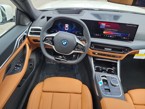 New 2026 BMW i4 xDrive40i w/ Premium Package AWD/4WD image 16