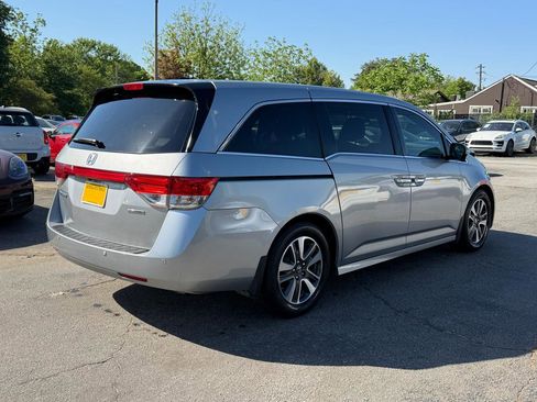 Used 2016 Honda Odyssey Touring Elite image 13