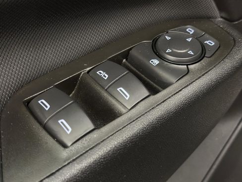 Used 2023 Chevrolet Equinox RS image 33