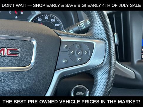 Used 2024 GMC Terrain SLE FWD image 32