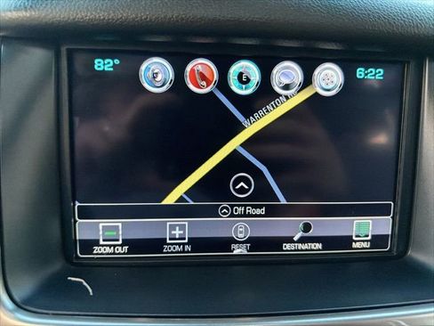 Used 2018 Chevrolet Suburban LT w/ LT Signature Package image 19