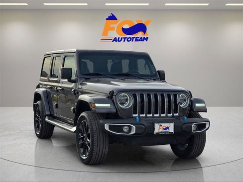 Used 2022 Jeep Wrangler Unlimited Sahara image 7