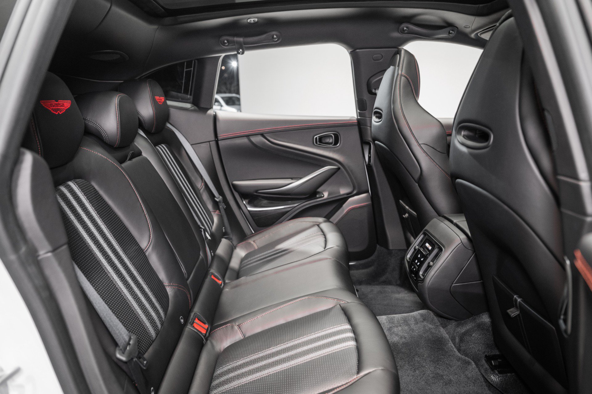 New 2026 Aston Martin DBX 707 AWD/4WD image 17