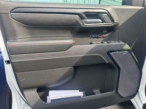 Used 2023 GMC Sierra 1500 AT4X image 29