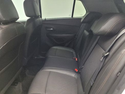 Used 2022 Chevrolet Trax LT w/ Driver Confidence Package AWD/4WD image 18