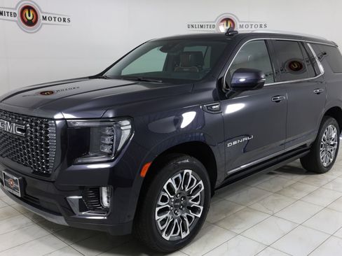 Used 2023 GMC Yukon Denali Ultimate w/ LPO, Floor Liner Package AWD/4WD image 5