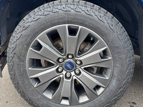 Used 2017 Ford F150 Lariat w/ Equipment Group 502A Luxury AWD/4WD image 24