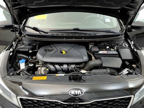 Used 2017 Kia Forte LX FWD image 14