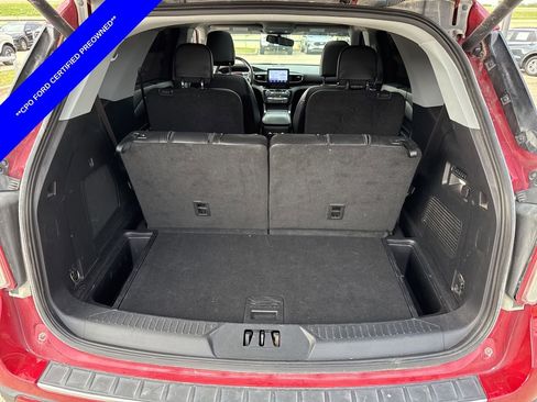 Used 2022 Ford Explorer Limited w/ Equipment Group 301A image 10