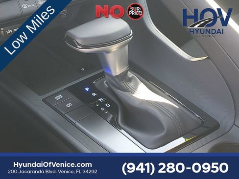 Certified 2025 Hyundai Elantra Sport FWD image 30