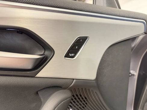 Used 2023 Acura TLX FWD image 17