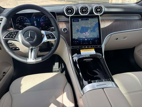New 2026 Mercedes-Benz GLC 300 image 8