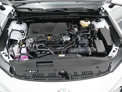 New 2026 Toyota Camry SE FWD image 17