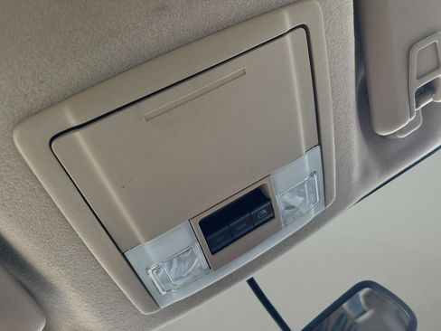 Used 2011 Ford F450 Lariat w/ Lariat Ultimate Pkg AWD/4WD image 19