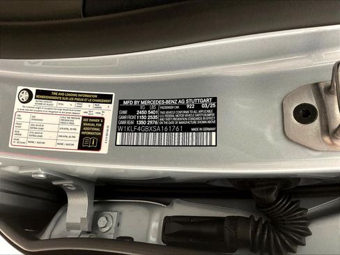 Used 2025 Mercedes-Benz E 350 Sedan w/ Driver Assistance Package image 19