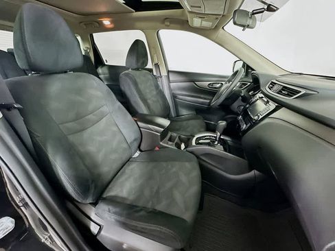 Used 2016 Nissan Rogue SV w/ SV Premium Package AWD/4WD image 15