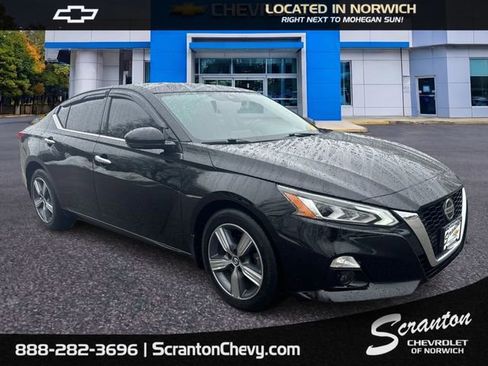 Used 2020 Nissan Altima 2.5 SL AWD/4WD image 3
