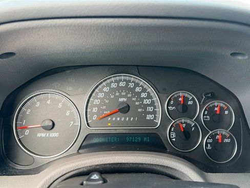 Used 2009 GMC Envoy SLT w/ Sun And 6-Disc Cd Package image 36