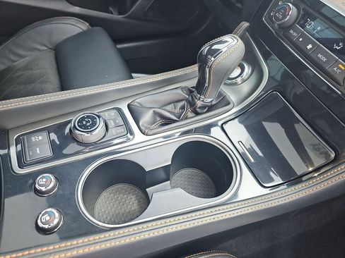 Used 2023 Nissan Maxima SR w/ Sport Mat Group image 17