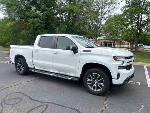 Used 2019 Chevrolet Silverado 1500 RST w/ All-Star Edition AWD/4WD image 2