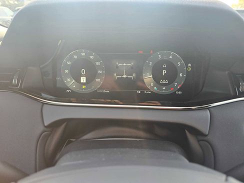 New 2026 Land Rover Range Rover Evoque S image 27