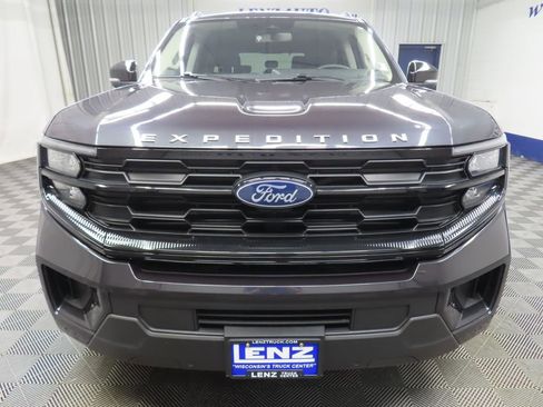 Used 2025 Ford Expedition Active AWD/4WD image 67