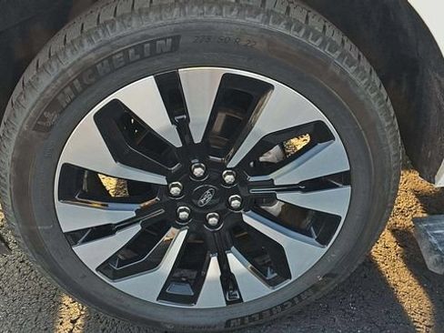 Certified 2025 Ford Expedition Max Platinum w/ Driver's Package AWD/4WD image 24