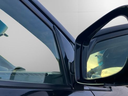 Used 2006 Subaru Tribeca image 12