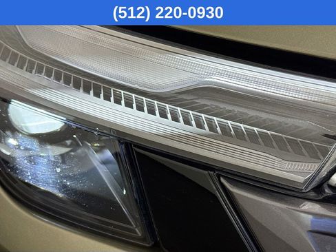 Certified 2025 Subaru Forester Limited image 39