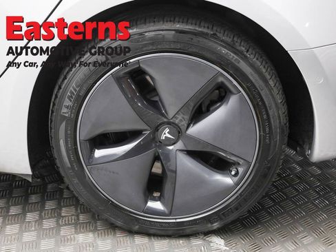 Used 2018 Tesla Model 3 Long Range image 8