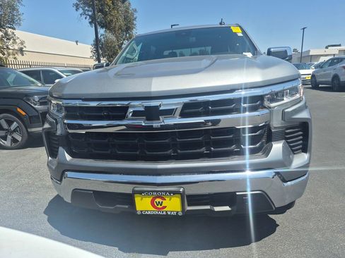 Used 2023 Chevrolet Silverado 1500 LT RWD image 3