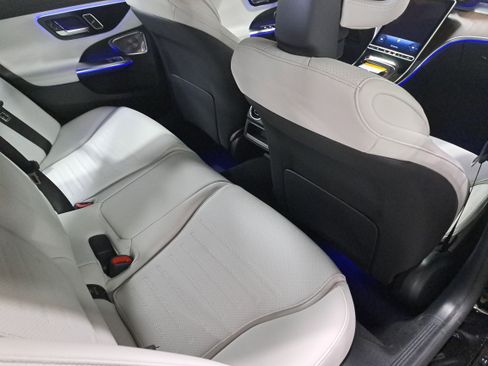 New 2026 Mercedes-Benz C 300 Sedan image 11