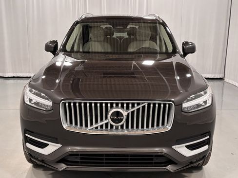 Certified 2023 Volvo XC90 B6 Plus w/ Protection Package Premier image 3