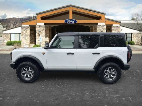 Used 2025 Ford Bronco Badlands AWD/4WD image 7