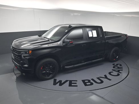 Used 2024 Chevrolet Silverado 1500 RST w/ Redline Edition AWD/4WD image 27
