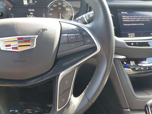 Certified 2025 Cadillac XT5 Premium Luxury w/ LPO, Floor Liner Package image 25