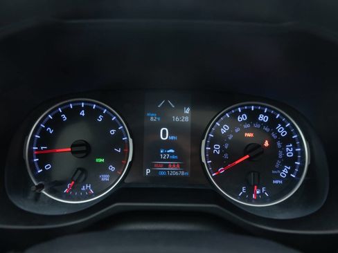 Used 2020 Toyota RAV4 XLE w/ Convenience Package AWD/4WD image 33