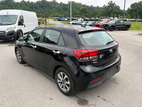 Used 2021 Kia Rio S w/ Option Group 015 FWD image 4