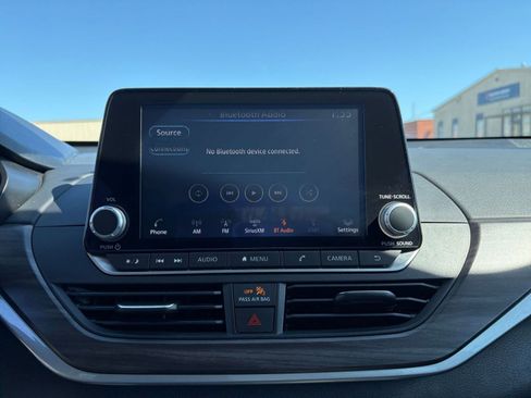 Used 2025 Nissan Altima 2.5 SV image 20