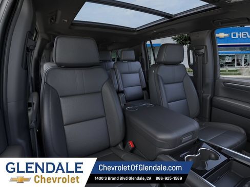 New 2026 Chevrolet Suburban RST w/ Advanced Technology Package AWD/4WD image 16