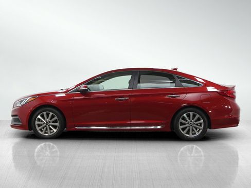 Used 2017 Hyundai Sonata Limited w/ Tech Package 03 FWD image 2