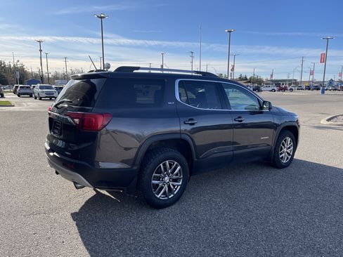 Used 2019 GMC Acadia SLT AWD/4WD image 3