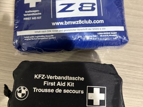 Used 2003 BMW Z8 image 32