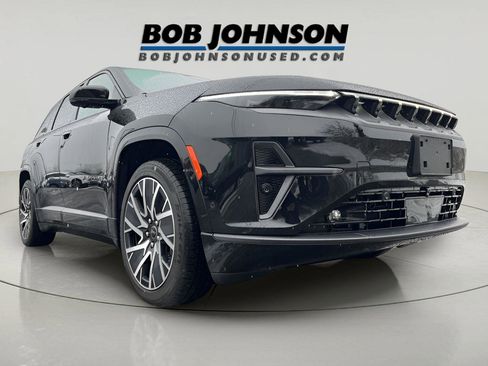 Used 2025 Jeep Wagoneer S Limited image 1