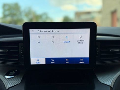 Used 2020 Ford Explorer XLT w/ Comfort Package AWD/4WD image 30