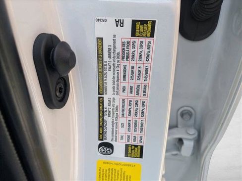 Used 2024 Toyota RAV4 XLE Premium image 15