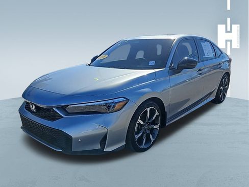 Used 2025 Honda Civic Sport image 3