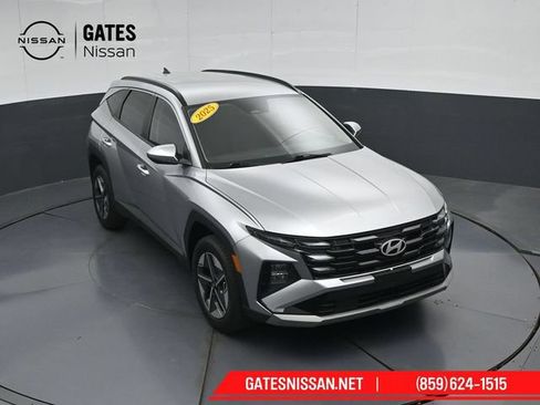 Used 2025 Hyundai Tucson SEL AWD/4WD image 50